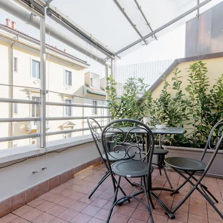 Stayeasy Moscova Terrace - Near Brera & Garibaldi 아파트 *
